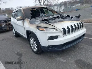 2015 Jeep Cherokee Latitude z VIN 1C4PJMCSXFW773712, wystawiony jako IAAI lot #41887850 z przebiegiem Nie podano mil oraz . Historia ofert i sprzedaży dostępna na DreamBid. Obrazek 1.