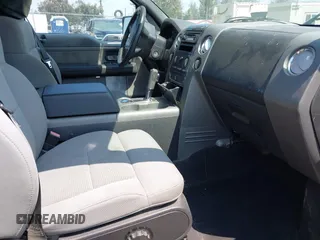 2004 Ford F-150 XLT z VIN 1FTPX14594NC61741, wystawiony jako IAAI lot #42135095 z przebiegiem 184 485 mil mil oraz . Historia ofert i sprzedaży dostępna na DreamBid. Obrazek 5.