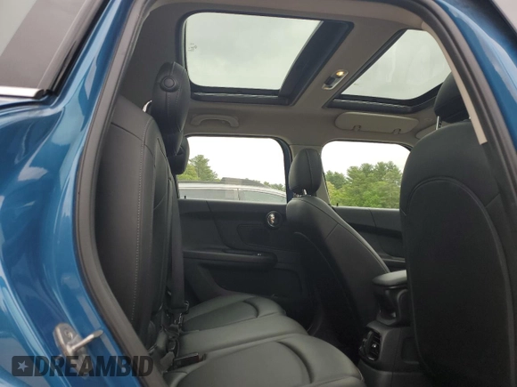 2019 MINI Countryman Cooper with VIN WMZYV5C59K3F57762, listed as a Copart auction lot 57341025 with 34,033 mi miles and Salvage title. Bid and sale history available at DreamBid. Image 10.