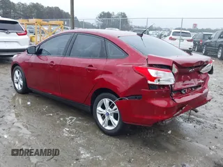 2013 Ford Focus SE with VIN 1FADP3F20DL204797, listed as a IAAI auction lot 41404937 with 146,643 mi miles. Bid and sale history available at carsss.com. Image 3.