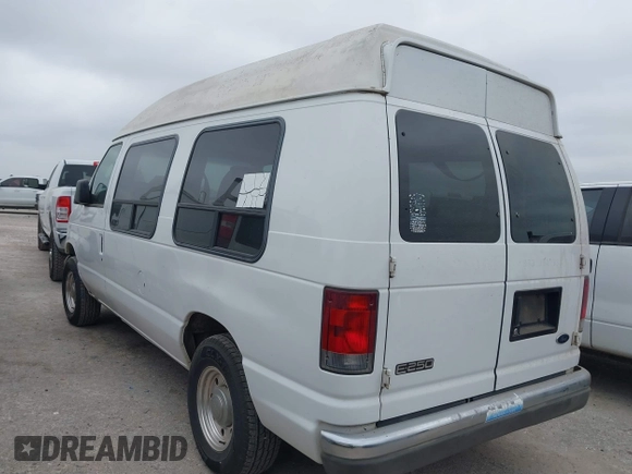 2003 Ford Econoline Cargo Recreational with VIN 1FDPE24L13HA67398, listed as a IAAI auction lot 41674471 with 321,746 mi miles and . Bid and sale history available at DreamBid. Image 3.