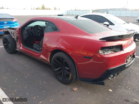 2015 Chevrolet Camaro LS with VIN 2G1FA1E30F9177672, listed as a IAAI auction lot 40694196 with 113535 miles. Bid and sale history available at carsss.com. Image 3.