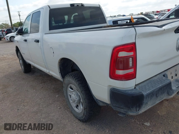 2022 Ram 2500 Tradesman с VIN 3C6UR5CJ4NG203881, выставлен на аукционе IAAI как лот 42513409 с пробегом 138 265 миль миль и . История ставок и продаж доступна на DreamBid. Изображение 3.