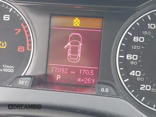 2011 Audi A4 Premium Plus z VIN WAUEFAFL4BN038491, wystawiony jako IAAI lot #41366820 z przebiegiem 77 042 mil mil oraz . Historia ofert i sprzedaży dostępna na DreamBid. Obrazek 15.