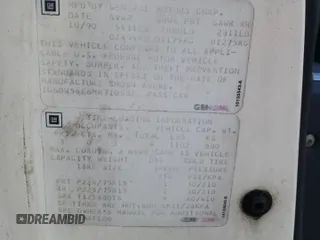1991 Cadillac Brougham z VIN 1G6DW54E6MR710852, wystawiony jako Copart lot #76027004 z przebiegiem Nie podano mil oraz Szkody całkowita. Historia ofert i sprzedaży dostępna na DreamBid. Obrazek 12.