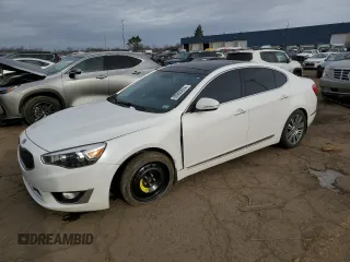 2014 Kia Cadenza Premium with VIN KNALN4D75E5163618, listed as a Copart auction lot 85905624 with 82,708 mi miles and Clean Title. Bid and sale history available at carsss.com. Image 1.