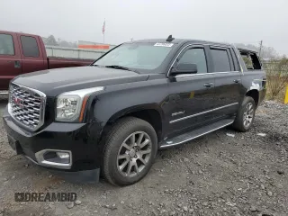 2020 GMC Yukon XL Denali with VIN 1GKS2HKJ7LR198247, listed as a Copart auction lot 43796095 with 89,557 mi miles and Salvage Title. Bid and sale history available at carsss.com. Image 1.