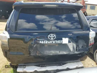 2020 Toyota 4Runner SR5 with VIN JTEZU5JR8L5214596, listed as a Copart auction lot 68656024 with Not provided miles and Salvage title. Bid and sale history available at DreamBid. Image 6.