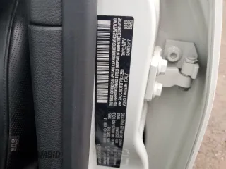 2015 Jeep Renegade Limited z VIN ZACCJBDT9FPB31389, wystawiony jako Copart lot #56747095 z przebiegiem 149 656 mil mil oraz Szkoda całkowita • Salvage title. Historia ofert i sprzedaży dostępna na DreamBid. Obrazek 13.