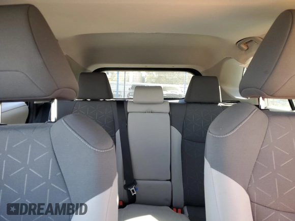 2019 Toyota RAV4 XLE with VIN 2T3W1RFV8KC028630, listed as a Copart auction lot 49307165 with 32,043 mi miles and Salvage Title. Bid and sale history available at DreamBid. Image 10.