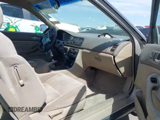 1996 Honda Accord LX with VIN 1HGCD7235TA023971, listed as a IAAI auction lot 42152007 with 183,536 mi miles and . Bid and sale history available at carsss.com. Image 5.