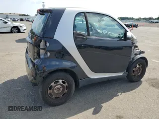 2008 Smart fortwo Pure with VIN WMEEJ31X78K205574, listed as a Copart auction lot 67711894 with Not Provided miles and Clean Title. Bid and sale history available at DreamBid. Image 3.
