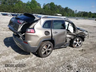 2019 Jeep Cherokee Limited с VIN 1C4PJLDB4KD190616, выставлен на аукционе Copart как лот 56880795 с пробегом 170 826 миль миль и Списание • Salvage title. История ставок и продаж доступна на DreamBid. Изображение 3.