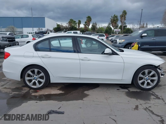 2015 BMW 3 Series 320i with VIN WBA3B1G52FNT06107, listed as a IAAI auction lot 41777304 with 85,832 mi miles. Bid and sale history available at carsss.com. Image 14.