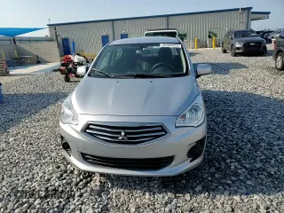 2019 Mitsubishi Mirage ES z VIN ML32F3FJ8KHF11717, wystawiony jako Copart lot #55985455 z przebiegiem 61 716 mil mil oraz Nie do naprawy. Historia ofert i sprzedaży dostępna na DreamBid. Obrazek 13.