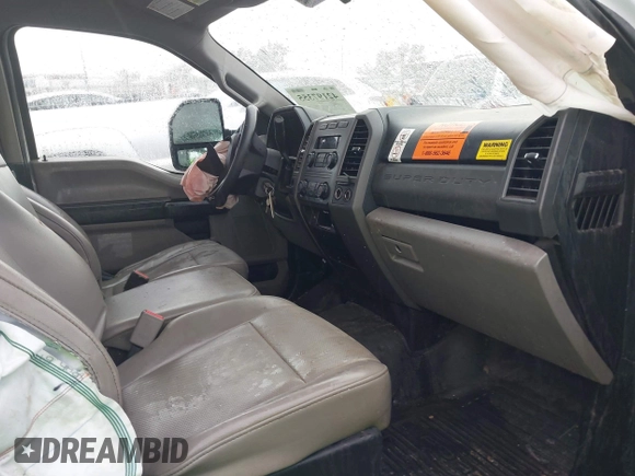 2017 Ford F-250 XL с VIN 1FDBF2A64HEC86581, выставлен на аукционе IAAI как лот 42197355 с пробегом 107 873 миль миль и . История ставок и продаж доступна на DreamBid. Изображение 5.