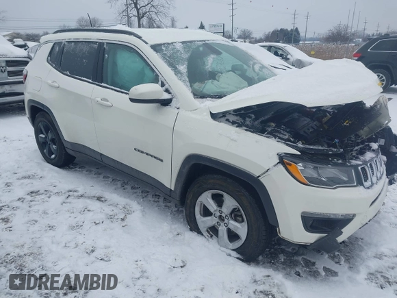 2019 Jeep Compass Latitude with VIN 3C4NJDBBXKT647665, listed as a IAAI auction lot 41327220 with 41,957 mi miles and . Bid and sale history available at carsss.com. Image 1.