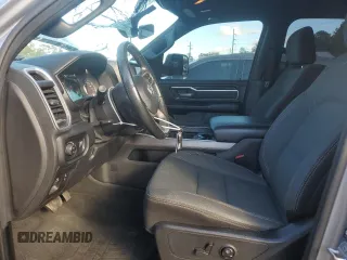 2021 Ram 1500 Big Horn z VIN 1C6RREBT3MN811115, wystawiony jako Copart lot #85312554 z przebiegiem 70 823 mil mil oraz Szkoda całkowita • Salvage title. Historia ofert i sprzedaży dostępna na DreamBid. Obrazek 7.