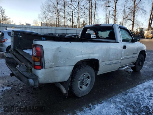 2000 GMC Sierra 1500 with VIN 1GTGC24U2YE195287, listed as a Copart auction lot 43837285 with 250,362 mi miles and Salvage Title. Bid and sale history available at DreamBid. Image 3.