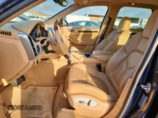 2013 Porsche Cayenne Diesel с VIN WP1AF2A25DLA37076, выставлен на аукционе Copart как лот 62026655 с пробегом 79 911 миль миль и Списание • Salvage title. История ставок и продаж доступна на DreamBid. Изображение 7.