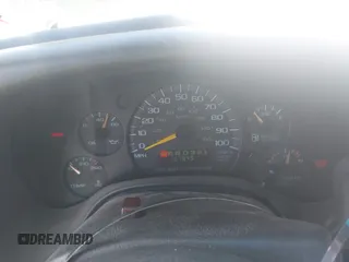 2000 Chevrolet City Express Cargo z VIN 1GCFG15W2Y1133504, wystawiony jako IAAI lot #41673541 z przebiegiem 167 849 mil mil oraz . Historia ofert i sprzedaży dostępna na DreamBid. Obrazek 7.