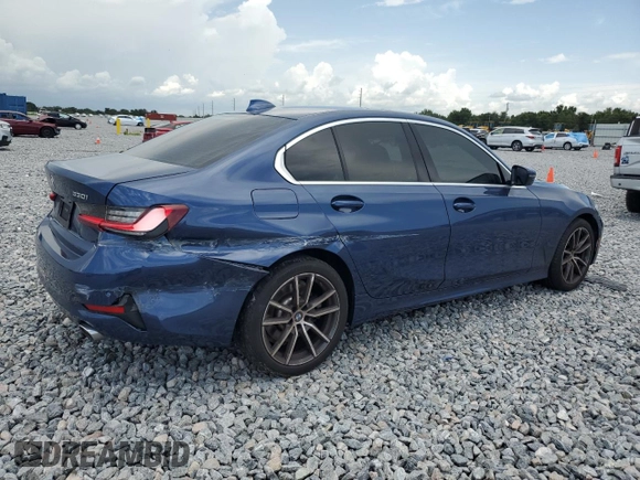 2022 BMW 3 Series 330i with VIN 3MW5R1J08N8C24403, listed as a Copart auction lot 59592785 with 32,166 mi miles and Salvage title. Bid and sale history available at DreamBid. Image 3.