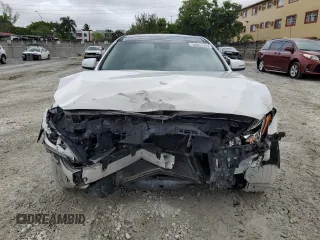 2017 Genesis G80 3.8L z VIN KMHGN4JE5HU182487, wystawiony jako Copart lot #56643395 z przebiegiem Nie podano mil oraz Szkoda całkowita • Salvage title. Historia ofert i sprzedaży dostępna na DreamBid. Obrazek 5.