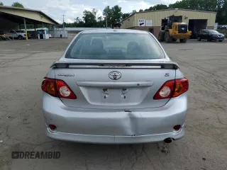 2010 Toyota Corolla z VIN 2T1BU4EE1AC260665, wystawiony jako Copart lot #60441805 z przebiegiem 173 521 mil mil oraz Szkoda całkowita • Salvage title. Historia ofert i sprzedaży dostępna na DreamBid. Obrazek 6.