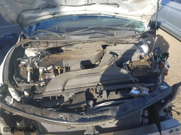 2015 Nissan Altima 2.5 with VIN 1N4AL3AP2FN917886, listed as a IAAI auction lot 41722769 with 122,430 mi miles. Bid and sale history available at carsss.com. Image 10.