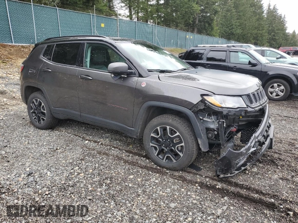 2021 Jeep Compass Trailhawk with VIN 3C4NJDDB6MT564914, listed as a Copart auction lot 49703385 with 45,547 mi miles and Salvage title. Bid and sale history available at DreamBid. Image 4.
