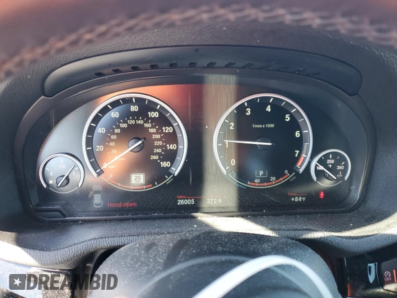 2018 BMW X4 xDrive28i with VIN 5UXXW3C55J0Y66136, listed as a Copart auction lot 60483774 with 26,005 mi miles and Salvage Title. Bid and sale history available at carsss.com. Image 9.