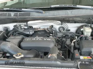 2008 Toyota Tundra z VIN 5TFRT54148X019426, wystawiony jako IAAI lot #42941384 z przebiegiem 313 931 mil mil oraz . Historia ofert i sprzedaży dostępna na DreamBid. Obrazek 20.