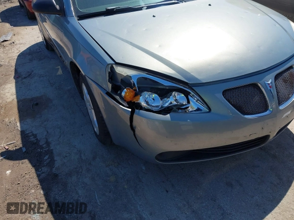 2008 Pontiac G6 1SV Value Leader with VIN 1G2ZF57BX84287219, listed as a IAAI auction lot 42045314 with 156,760 mi miles. Bid and sale history available at carsss.com. Image 6.