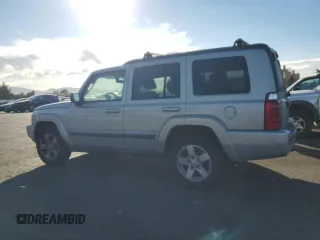 2008 Jeep Commander Sport with VIN 1J8HG48K38C124617, listed as a Copart auction lot 74362374 with 274,215 mi miles and Clean Title. Bid and sale history available at carsss.com. Image 2.