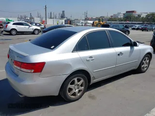 2006 Hyundai Sonata GLS with VIN 5NPEU46F46H097339, listed as a IAAI auction lot 42150865 with 221,711 mi miles and . Bid and sale history available at DreamBid. Image 4.