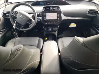 2022 Toyota Prius LE with VIN JTDL9MFU6N3037080, listed as a Copart auction lot 83860014 with 17,900 mi miles and Salvage Title. Bid and sale history available at carsss.com. Image 8.