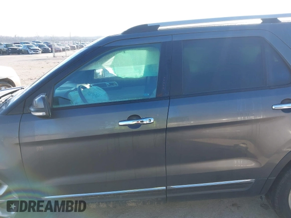 2015 Ford Explorer Limited with VIN 1FM5K7F88FGC23923, listed as a IAAI auction lot 41621051 with 129,476 mi miles and . Bid and sale history available at carsss.com. Image 14.