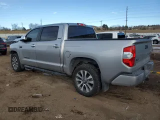 2018 Toyota Tundra SR5 z VIN 5TFHW5F17JX694497, wystawiony jako Copart lot #88545555 z przebiegiem 93 586 mil mil oraz Szkoda całkowita • Salvage title. Historia ofert i sprzedaży dostępna na DreamBid. Obrazek 2.