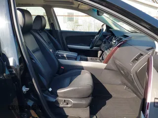 2013 Mazda CX-9 Grand Touring with VIN JM3TB3DA5D0407272, listed as a IAAI auction lot 41760028 with 188,900 mi miles and . Bid and sale history available at carsss.com. Image 5.