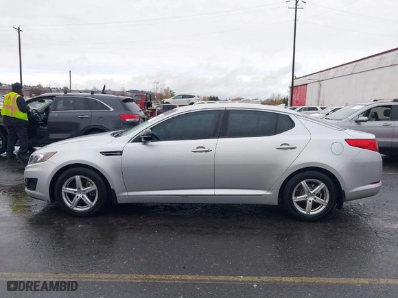 2011 Kia Optima LX with VIN KNAGM4A7XB5169810, listed as a IAAI auction lot 40855136 with 147,541 mi miles. Bid and sale history available at carsss.com. Image 14.