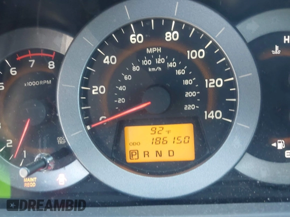 2010 Toyota RAV4 z VIN 2T3ZF4DVXAW038075, wystawiony jako IAAI lot #40422528 z przebiegiem 186 150 mil mil oraz . Historia ofert i sprzedaży dostępna na DreamBid. Obrazek 7.