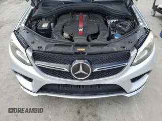 2016 Mercedes-Benz GLE 450 AMG z VIN 4JGED6EB7GA015571, wystawiony jako Copart lot #52535575 z przebiegiem 210 848 mil mil oraz Czysty tytuł • Clean title. Historia ofert i sprzedaży dostępna na DreamBid. Obrazek 12.