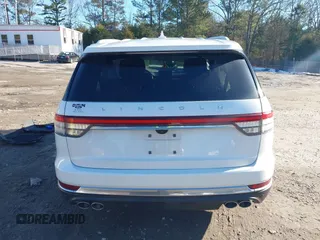 2020 Lincoln Aviator Reserve with VIN 5LM5J7WC5LGL36194, listed as a IAAI auction lot 41330730 with 110,660 mi miles and . Bid and sale history available at DreamBid. Image 16.