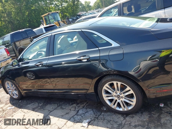 2014 Lincoln MKZ Hybrid with VIN 3LN6L2LU4ER811119, listed as a IAAI auction lot 42190415 with 98,898 mi miles and . Bid and sale history available at DreamBid. Image 14.