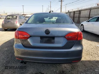 2013 Volkswagen Jetta Sedan SE with VIN 3VWDP7AJ4DM427114, listed as a Copart auction lot 52038615 with 186,429 mi miles and Salvage Title. Bid and sale history available at carsss.com. Image 6.