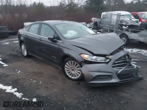 2015 Ford Fusion S Hybrid with VIN 3FA6P0UU2FR102241, listed as a IAAI auction lot 41003479 with 88,020 mi miles. Bid and sale history available at carsss.com. Image 1.