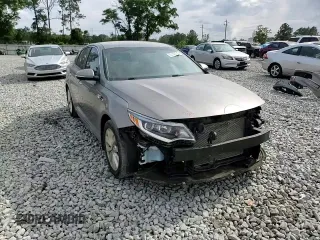 2018 Kia Optima LX z VIN 5XXGT4L30JG263799, wystawiony jako Copart lot #55140215 z przebiegiem 41 982 mil mil oraz Szkoda całkowita • Salvage title. Historia ofert i sprzedaży dostępna na DreamBid. Obrazek 14.