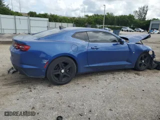 2021 Chevrolet Camaro 1LS with VIN 1G1FB1RX1M0124755, listed as a Copart auction lot 70383454 with 39,924 mi miles and Non Repairable. Bid and sale history available at carsss.com. Image 3.