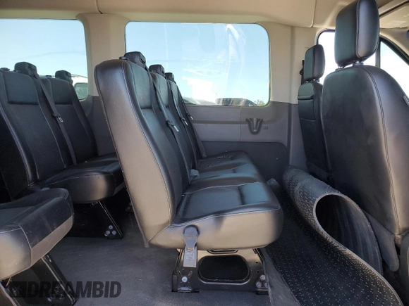 2020 Ford Transit Passenger XL z VIN 1FBAX2C85LKB20130, wystawiony jako Copart lot #46573205 z przebiegiem 272 546 mil mil oraz Czysty tytuł • Clean title. Historia ofert i sprzedaży dostępna na DreamBid. Obrazek 11.