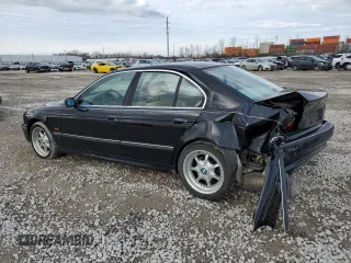 1998 BMW 5 Series 528iA with VIN WBADD6320WGT90679, listed as a Copart auction lot 86262224 with 200,336 mi miles and Salvage Title. Bid and sale history available at carsss.com. Image 2.
